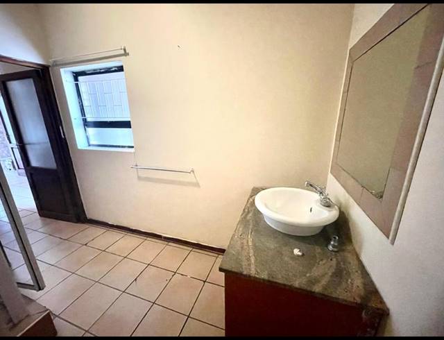 1 BEDROOM APARTMENT FOR SALE IN DASSIE RAND